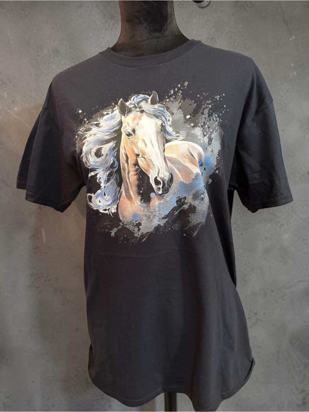 Black Women’s Graphic Horse Print Tee